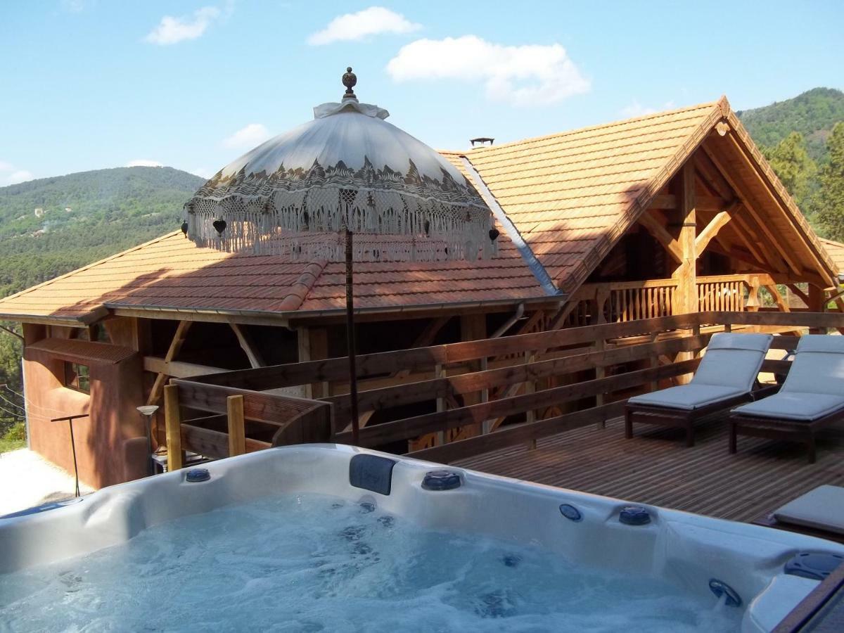Вилла Le Nid Des Anges Saint-Andre-Lachamp Экстерьер фото